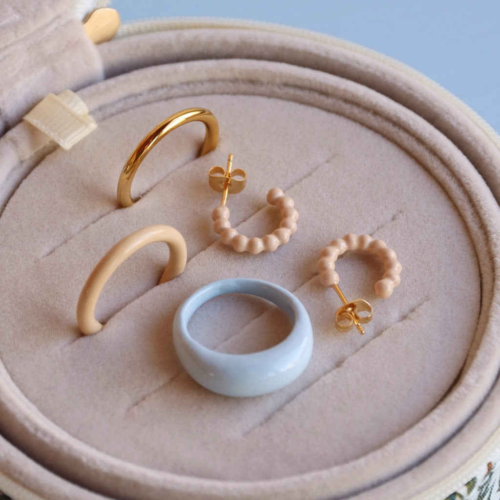 LULU Copenhagen Color Ball Hoops - Small - Par Hoops Buttercream