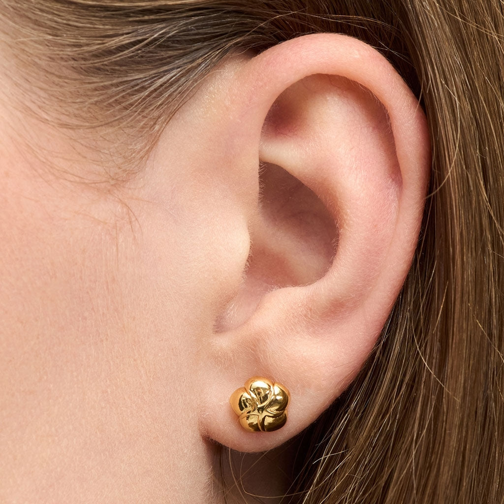 LULU Copenhagen Bloom ørering 1 stk. Ear stud, 1 pcs Forgyldt