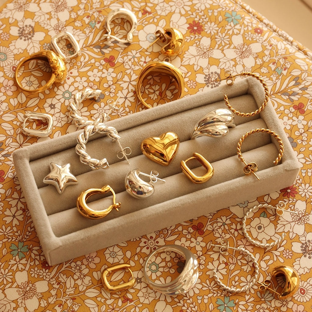 LULU Copenhagen Chunky Twisted Hoops par - guld belagt Hoops Forgyldt