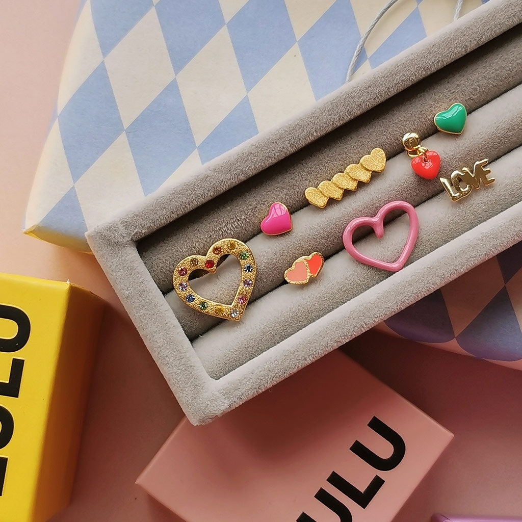 LULU Copenhagen Domino Hearts 3 ørering 1 stk Ear stud, 1 pcs Forgyldt