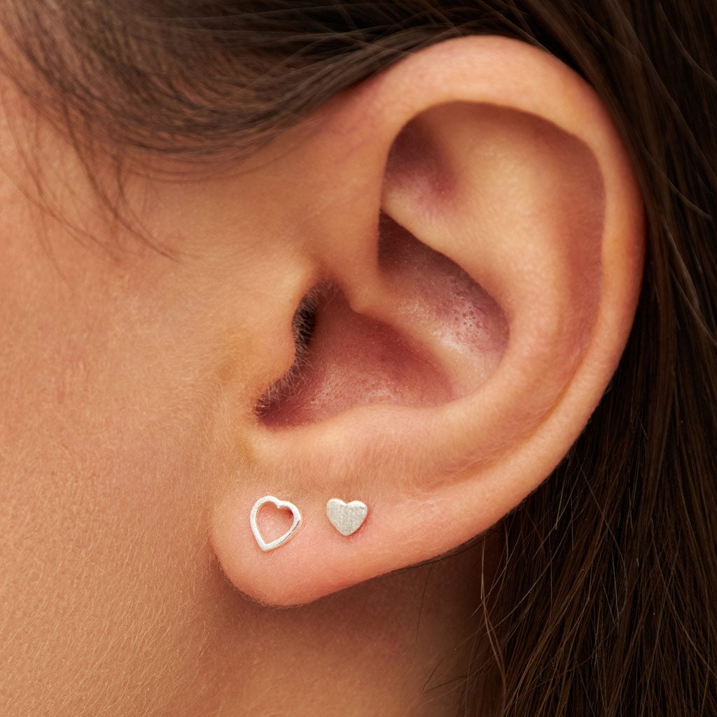 LULU Copenhagen Family Love Øreringe par børstet Earrings, pairs Sølv