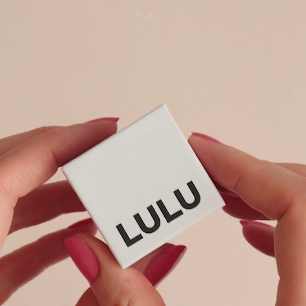 LULU Copenhagen Love U ørering 1 stk Ear stud, 1 pcs Lilla - Video preview